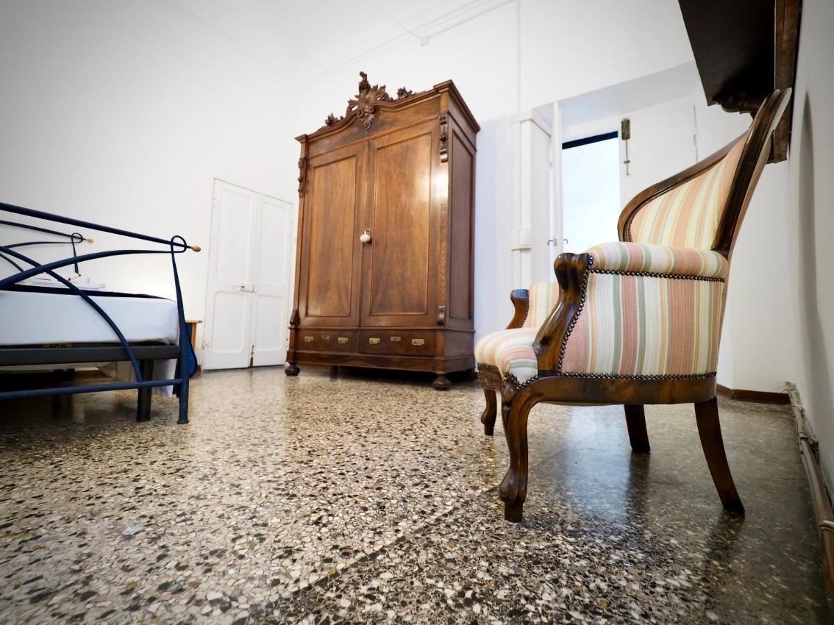 Dimora Sarzano Acquario - Genovabnb It Apartment Luaran gambar